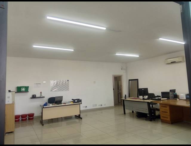 288M² SERVICE STATION TO LET IN BALLITO CENTRAL